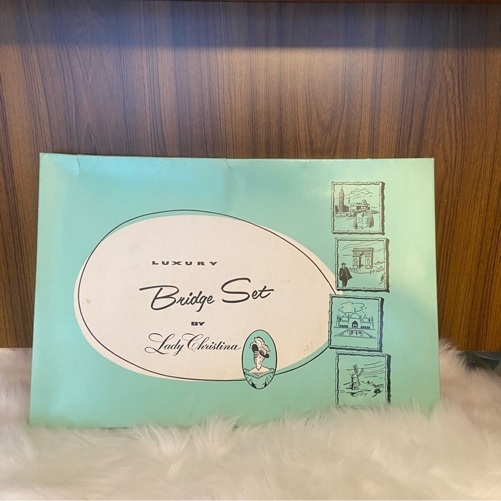 Vintage BNIB Lady Christina table cloth napkin set